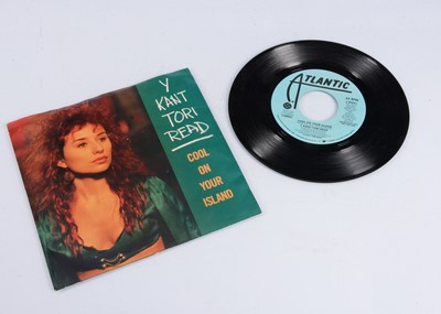 Lot 102 - Tori Amos / Y Kant Tori Read Promo 7" Single
