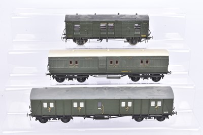 Lot 278 - 0 Gauge BR and SR green Kitbuilt bogie and 4-wheel Utility Vans