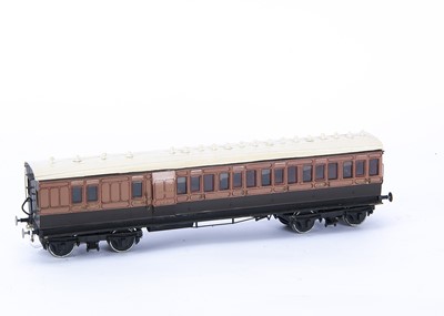 Lot 286 - Philip Preston-built resin and plastic kit Finescale 0 Gauge LSWR bogie Passenger Brake 3rd 1176