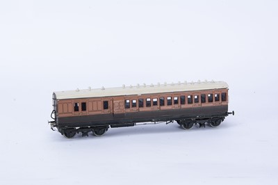 Lot 289 - Philip Preston-built resin and plastic kit Finescale 0 Gauge LSWR bogie Passenger Brake 3rd 1205