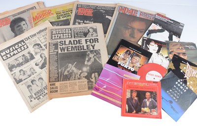 Lot 365 - David Bowie / NME Papers and singles