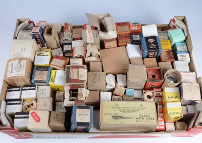 Lot 473 - Mazda / Mullard / Marconi / plus Valves