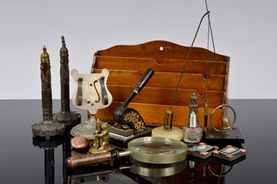 Lot 106 - A collection of Desk Ornaments and Object D'Art