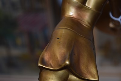 Lot 115 - An Art Deco Spelter Figural Table Lamp