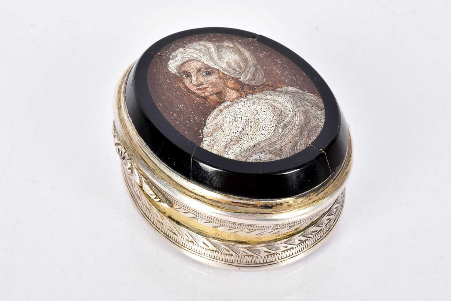 Lot 122 - A Victorian Silver and Micro-Mosaic Trinket Box
