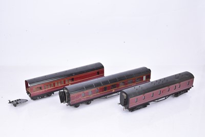 Lot 347 - Three Exley 0 Gauge LMS Maroon Coaches