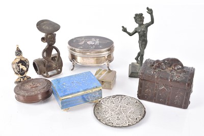 Lot 155 - A small collection of Object d'Art