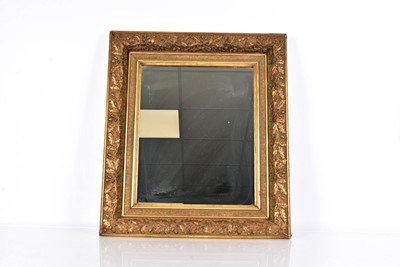 Lot 184 - A gilt framed wall mirror