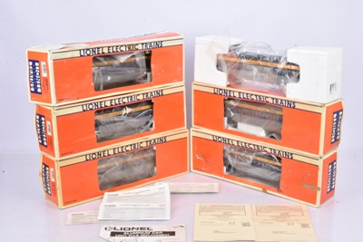 Lot 416 - Lionel 0 Gauge Chesapeake and Ohio black/grey/yellow Passenger Coaches