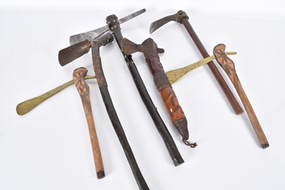 Lot 419 - A selection of African and Tribal Axes