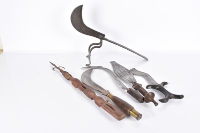 Lot 424 - A small Ram Dao Sacrificial Knife