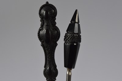 Lot 482 - A collection of 19th and 20th Century Whitby jet handled button and glove hooks