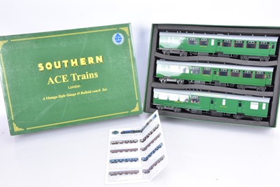 Lot 463 - ACE Trains 0 Gauge C/21-A Southern green Bullied 3-Coach Set A