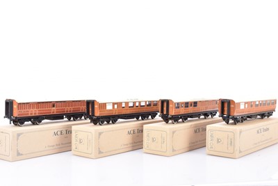 Lot 465 - ACE Trains 0 Gauge C/4 LNER Bow Teak Coaches