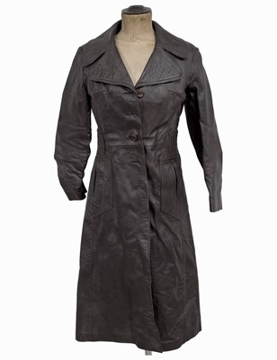 Lot 647 - Vintage and Modern Gents and Lady's Leather and Faux Leather Trench Coats (4)