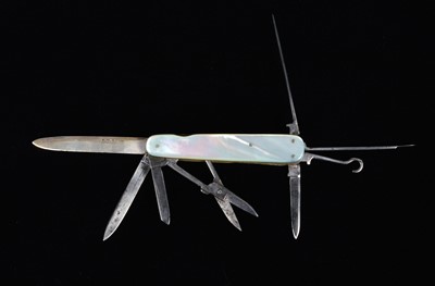 Lot 753 - An Edwardian Pocket Knife/Multi Tool