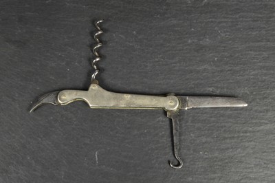 Lot 758 - T Clarke & Son