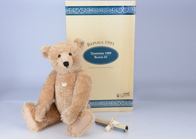 Lot 2 - A large Steiff limited edition 1909 replica teddy bear