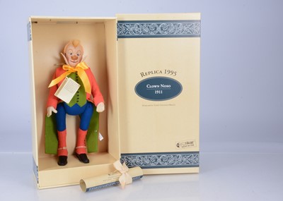 Lot 4 - A Steiff limited edition Noso Clown 1911 replica felt figure
