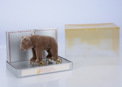 Lot 6 - A Steiff limited edition Margarete Steiff Museum Collection bear on wheels 1905 replica