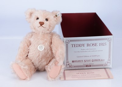 Lot 20 - A Steiff limited edition Teddy Rose Centre seam 1925 replica teddy bear