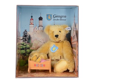 Lot 21 - A Steiff limited edition Giengen Set 1906 replica