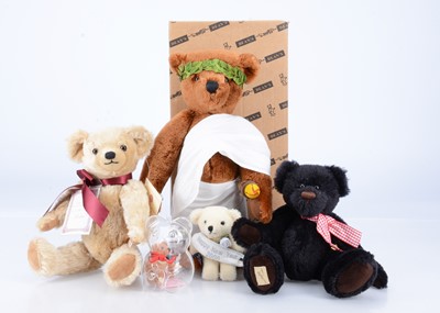 Lot 35 - Five Collectors/artist teddy bears