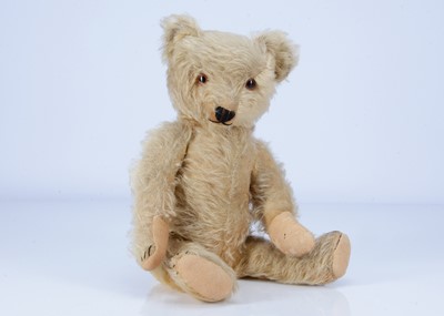 Lot 53 - A 1930s British teddy bear