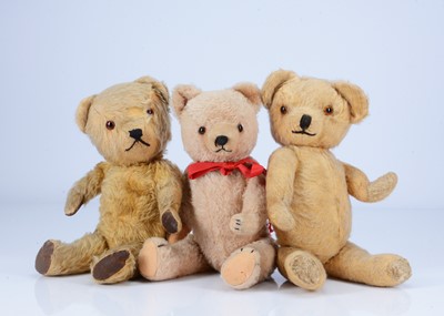 Lot 54 - A small 1930s Chiltern style teddy bear