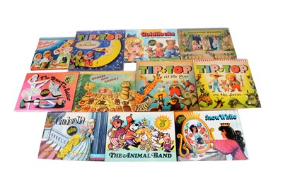 Lot 204 - Twelve Bancroft & Co Kubasta pop-ups