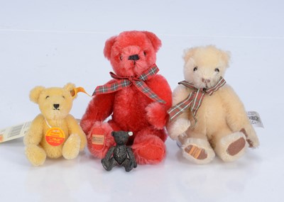 Lot 272 - A Steiff miniature pewter teddy bear