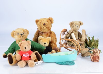 Lot 289 - Artist collectors  teddy bears