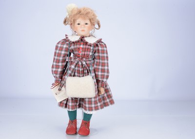 Lot 307 - A Steiff limited edition Fanni bisque doll
