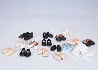 Lot 352 - A selection of dolls shoes for Sasha and Gregor dolls