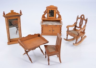 Lot 383 - Schneegas dolls' house furniture