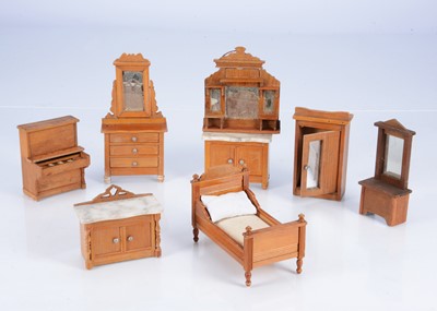 Lot 384 - Schneegas dolls' house furniture