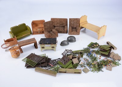 Lot 386 - 1920/30s dolls' house furniture