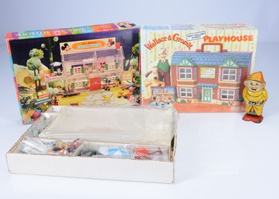 Lot 403 - A rare Marx Disney Dream House