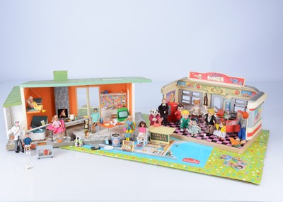 Lot 404 - A Lundy Gotland plastic dolls' house