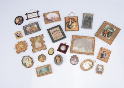 Lot 449 - Dolls' house pictures