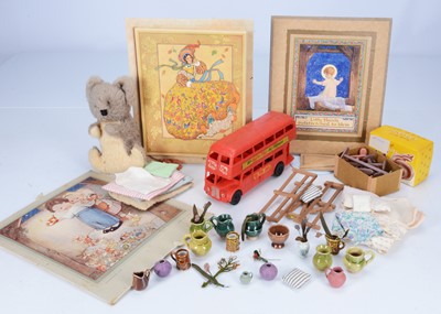 Lot 499 - Dolls' house pottery vessels