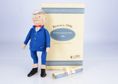 Lot 643 - A Steiff limited edition Grandpa Foxy replica 1906 felt doll