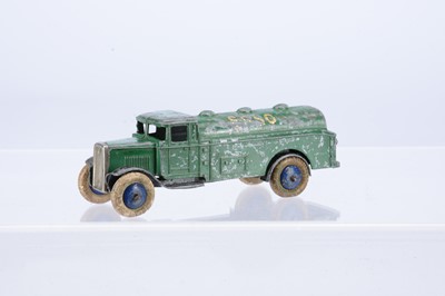 Lot 5 - A Pre-War Dinky Toys 25d Petrol Tank Wagon