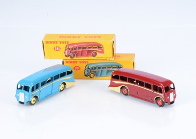 Lot 31 - Dinky Toys 281 Luxury Coaches