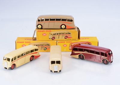 Lot 32 - Dinky Toys 281 Luxury Coaches