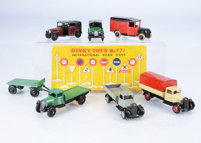 Lot 40 - 1940's & Later Dinky Toy Small Commercial Vehicles