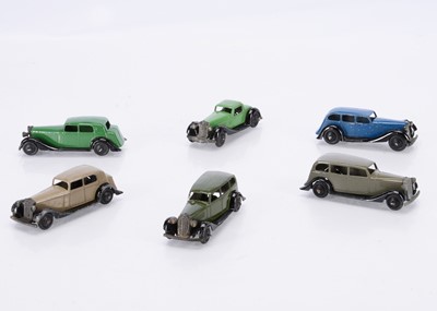 Lot 45 - Dinky Toys 30 & 36 Series Cars