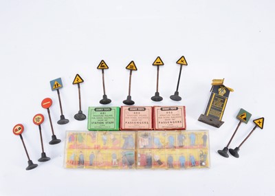 Lot 73 - Dinky Toy Figures & Accessories