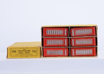 Lot 77 - A Dinky Toys 750/12c Telephone Call Box Trade Box