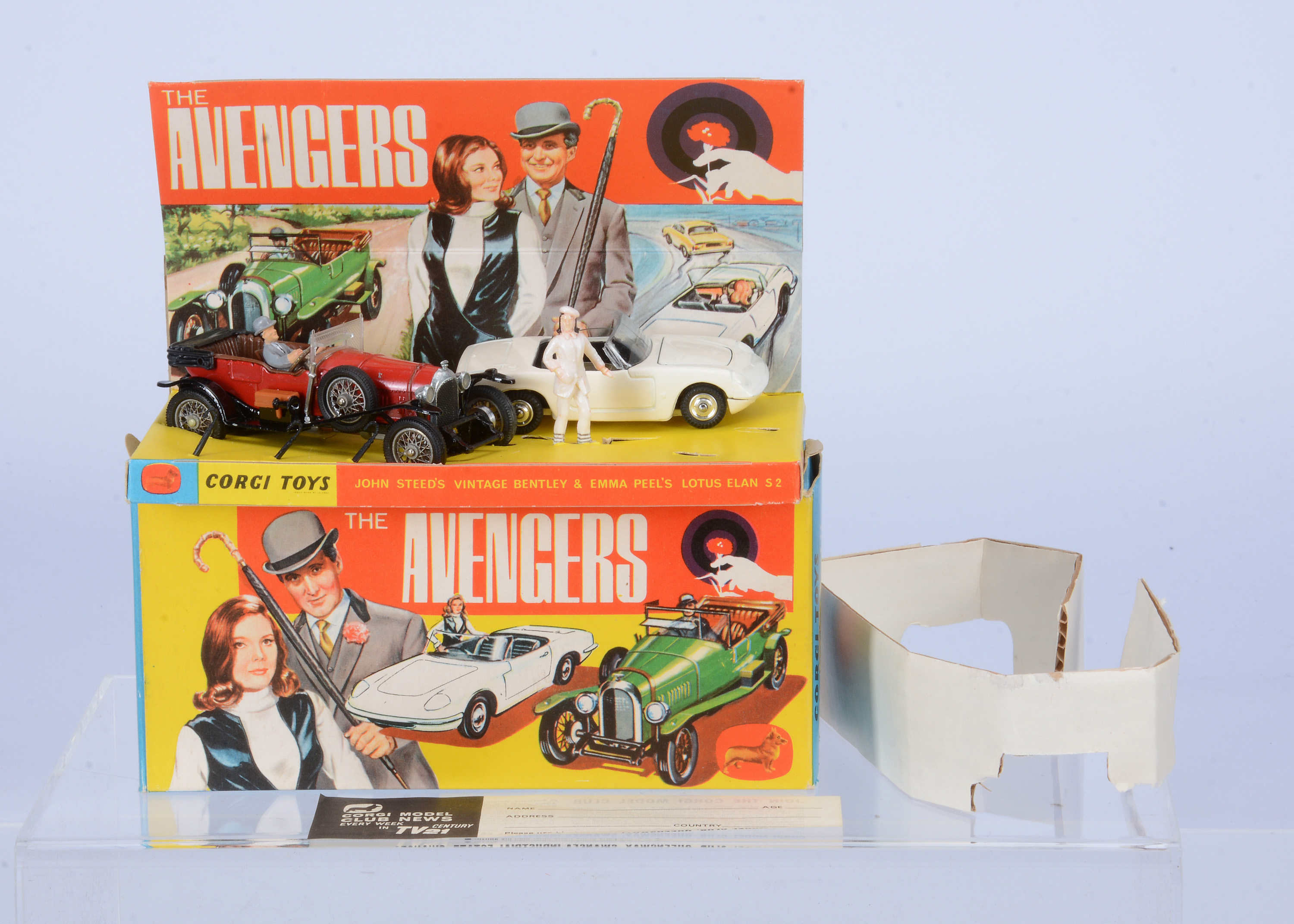 Lot 116 - A Corgi Toys Gift Set 40 The Avengers,